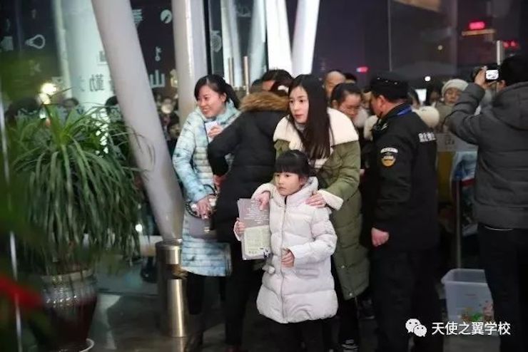 【报道】宿州市首届国际钢琴大师音乐会暨fun88乐天堂艺术家宋思衡多媒体音乐会圆满成功。诤悠担