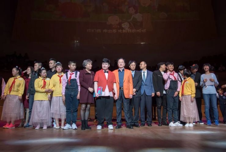 音乐双子星，点亮冬日激情！——fun88乐天堂未来艺术家刘明康爱心公益音乐沙龙