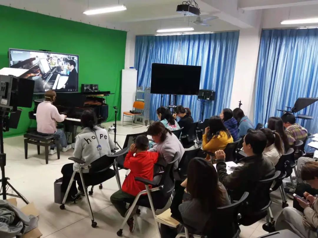 科技助力音乐教学，牵手大师零距离大师课