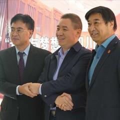 fun88乐天堂再出手公益，为四川25所小学捐赠fun88乐天堂高科技钢琴